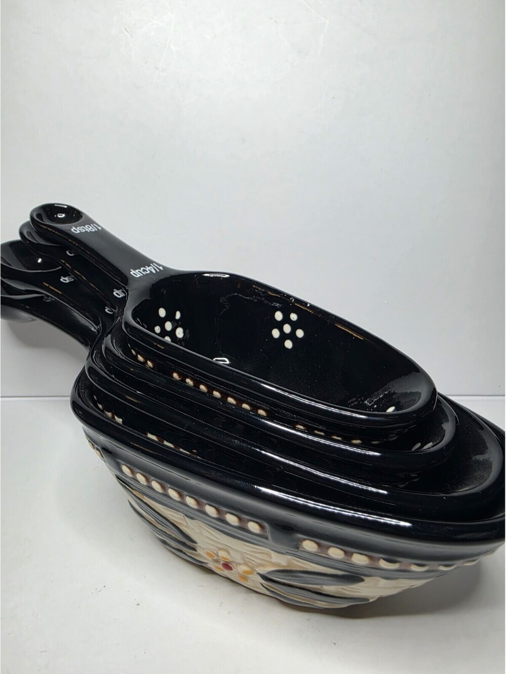 Temp-tations Old World Black Ceramic Measuring Cups & Spoons Set NO BOX!